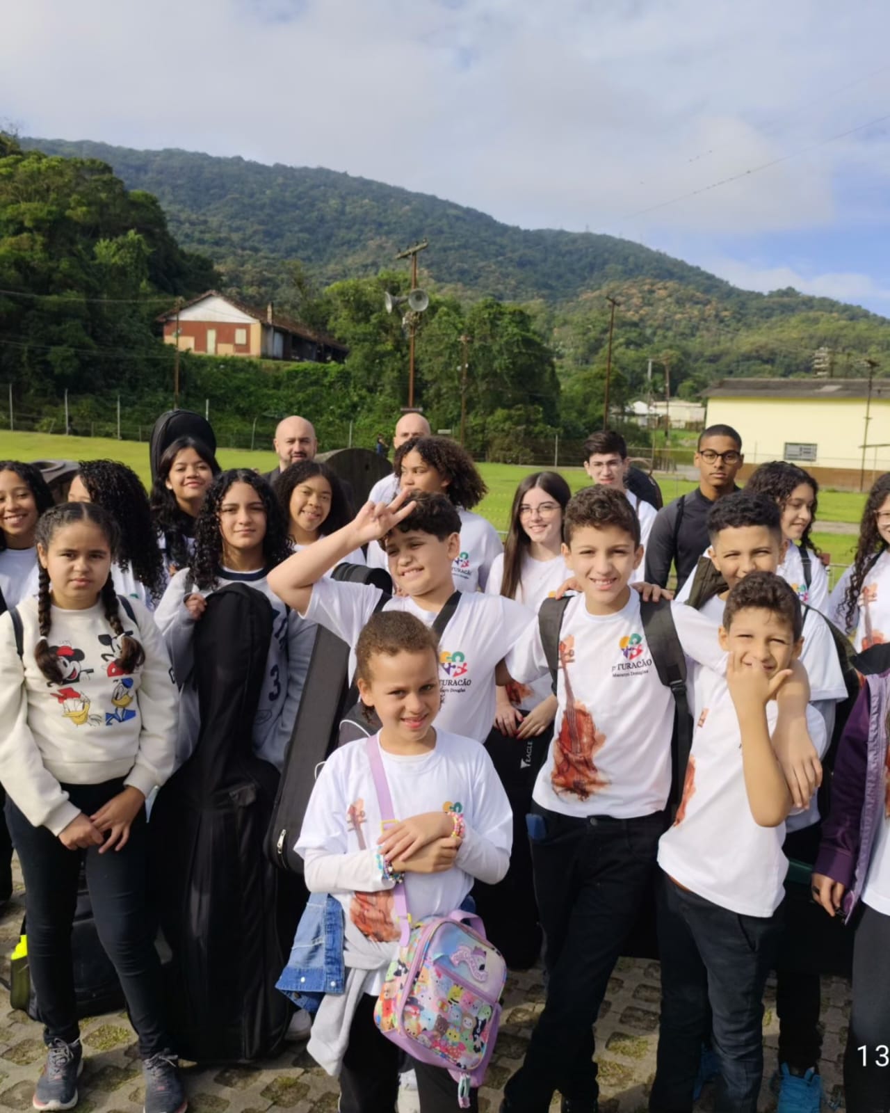 Alunos da Associação ao ar livre